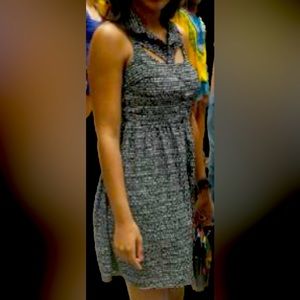 Black and white mini dress with collar. Great condition. Size S